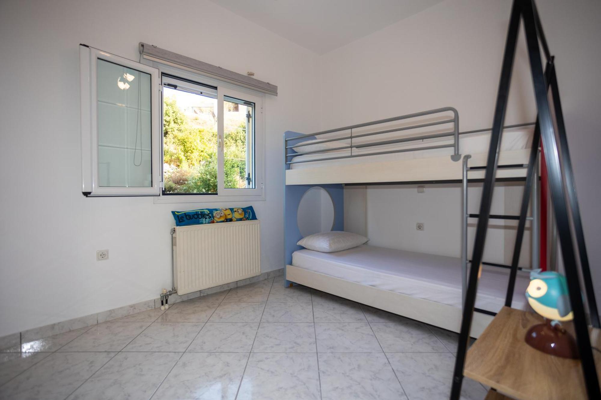 Spiros House Kynopiastai